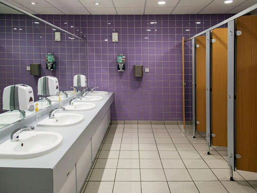 Tiêu chuẩn thiết kế văn phòng về nhà vệ sinh 
